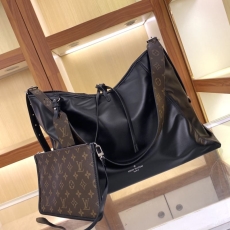 Louis Vuitton Shopping Bags